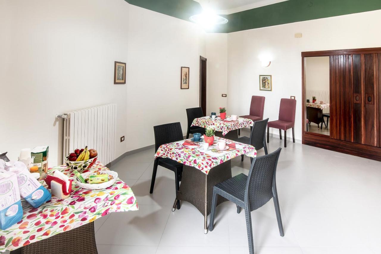 Sogno O Son Desto Bed and Breakfast Napels Buitenkant foto
